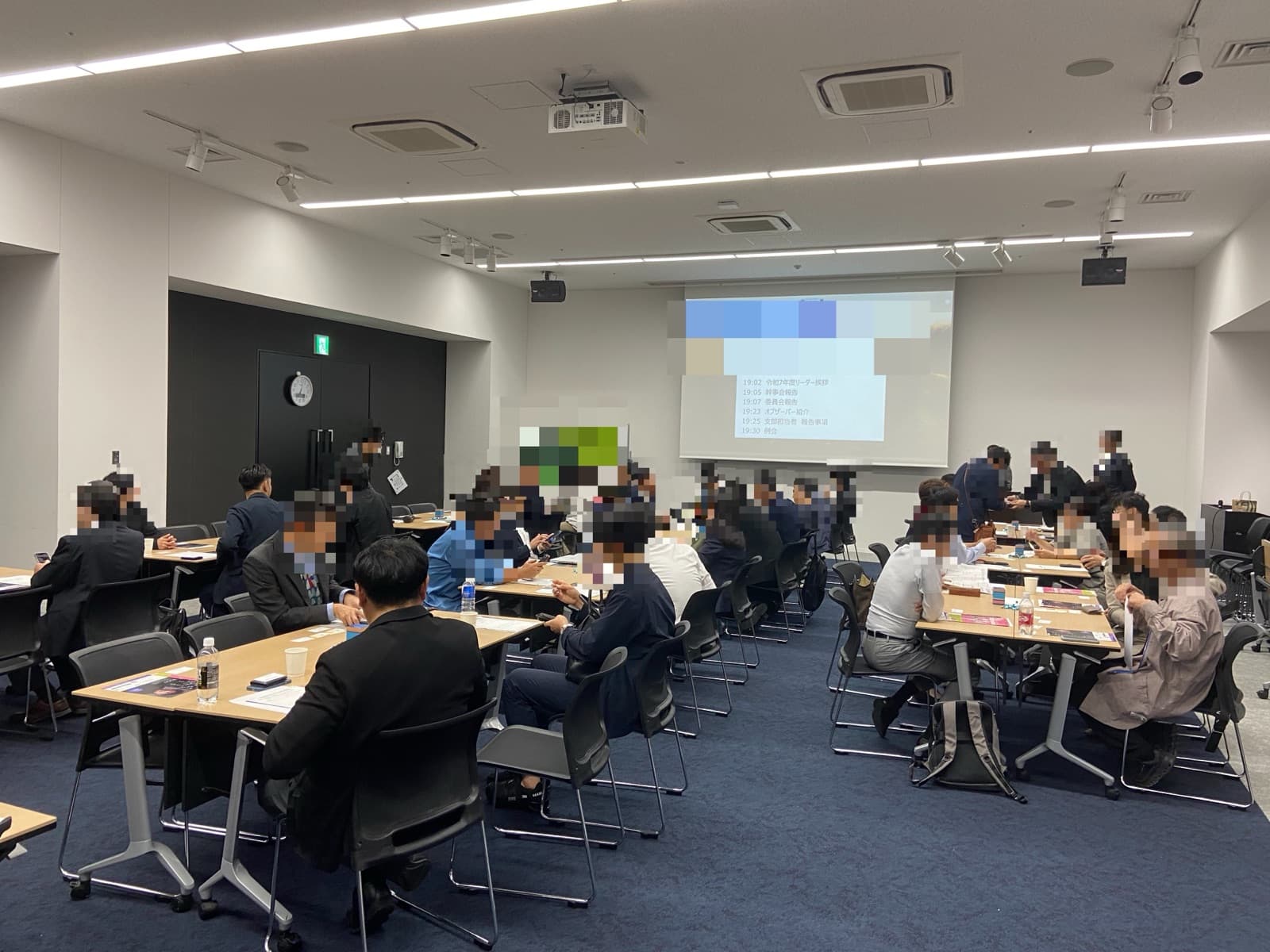 経営者団体の例会で「人生理念を考える」をテーマに講師を務めたときの会場の様子